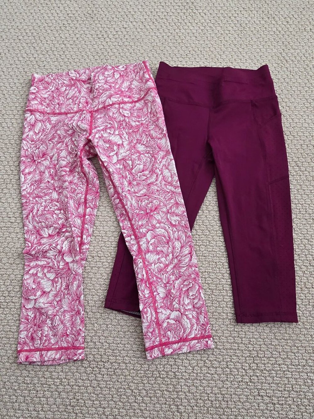 2 Pairs Lululemon Crop Leggings Womens Size 6 Pink Floral & Maroon